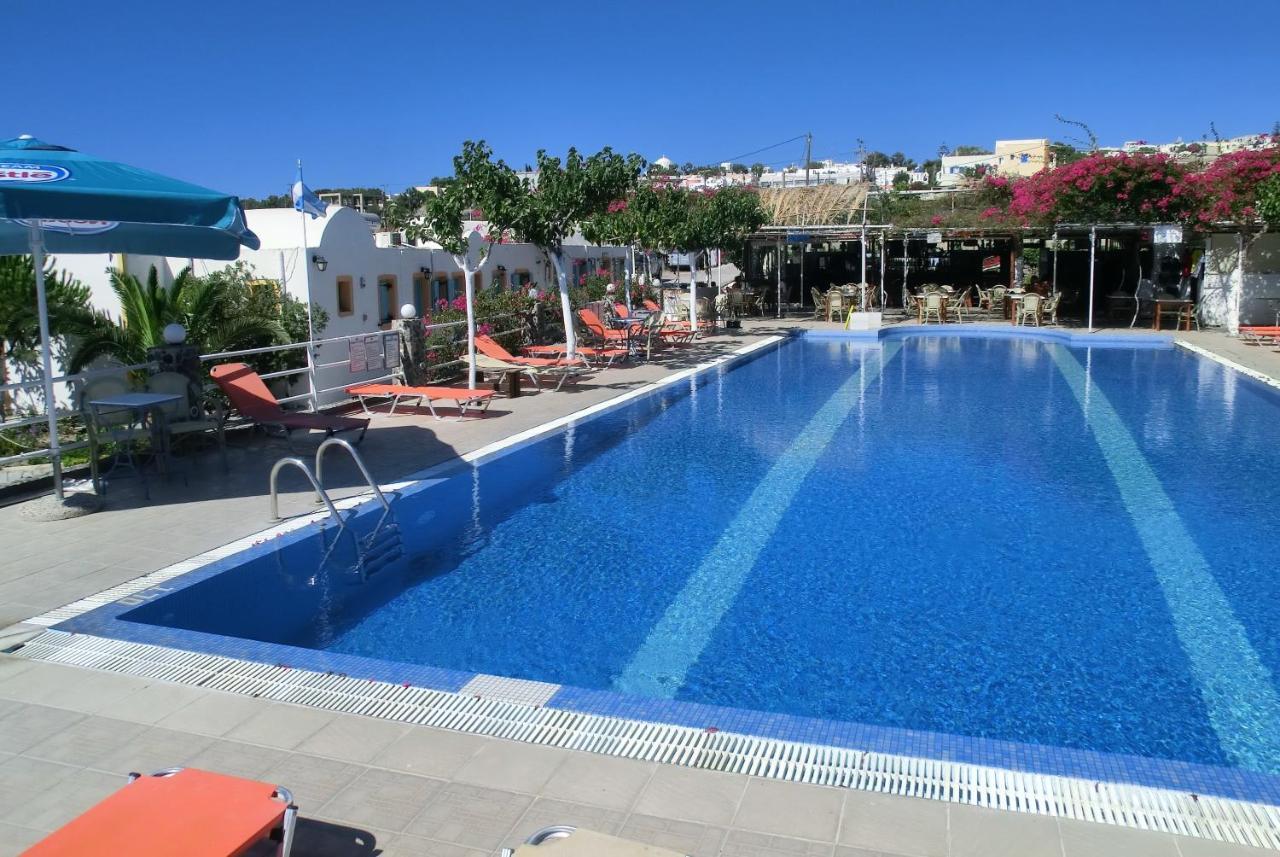 Santorini Camping & Hostel ثيرا المظهر الخارجي الصورة