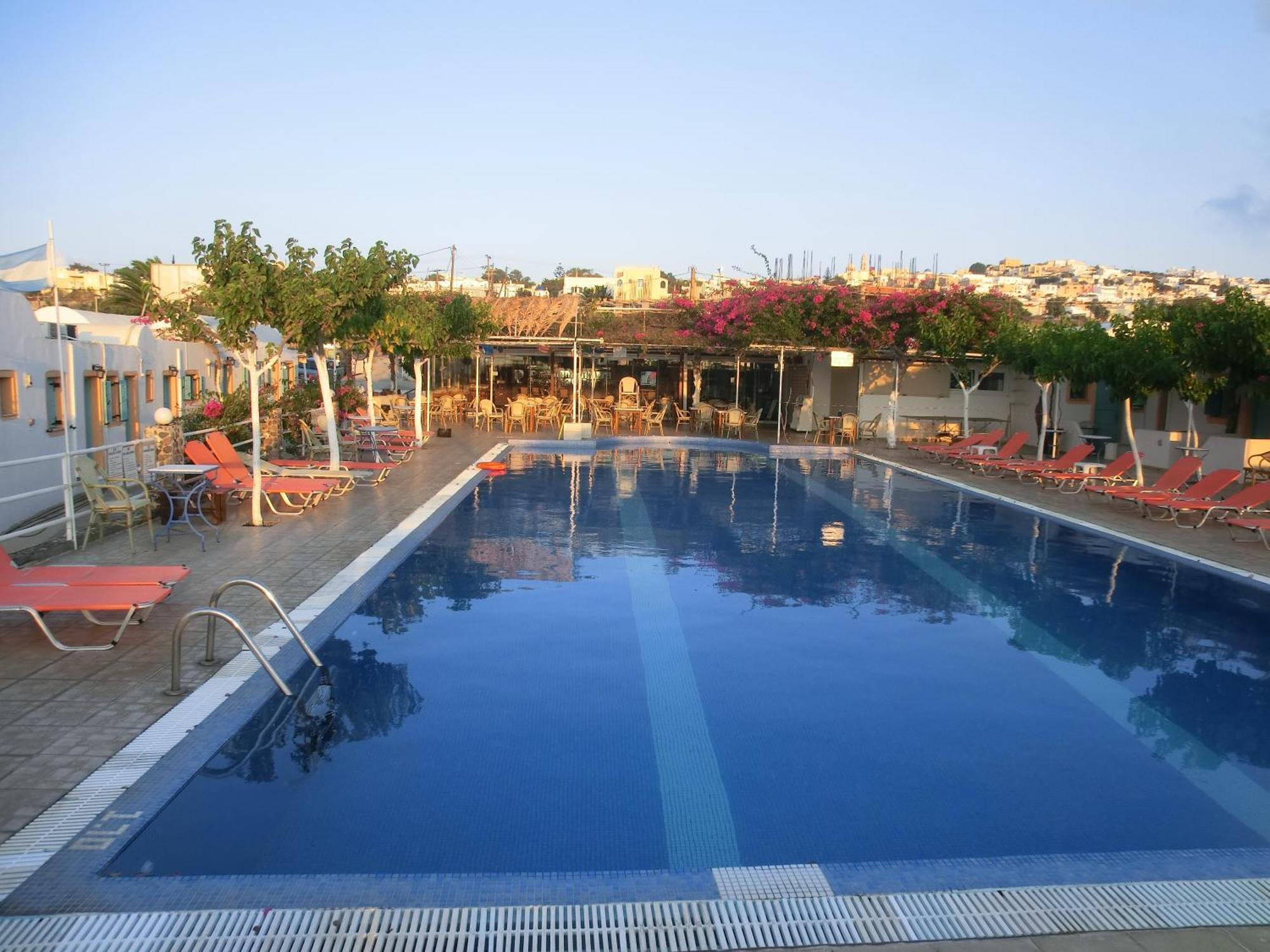 Santorini Camping & Hostel ثيرا المظهر الخارجي الصورة